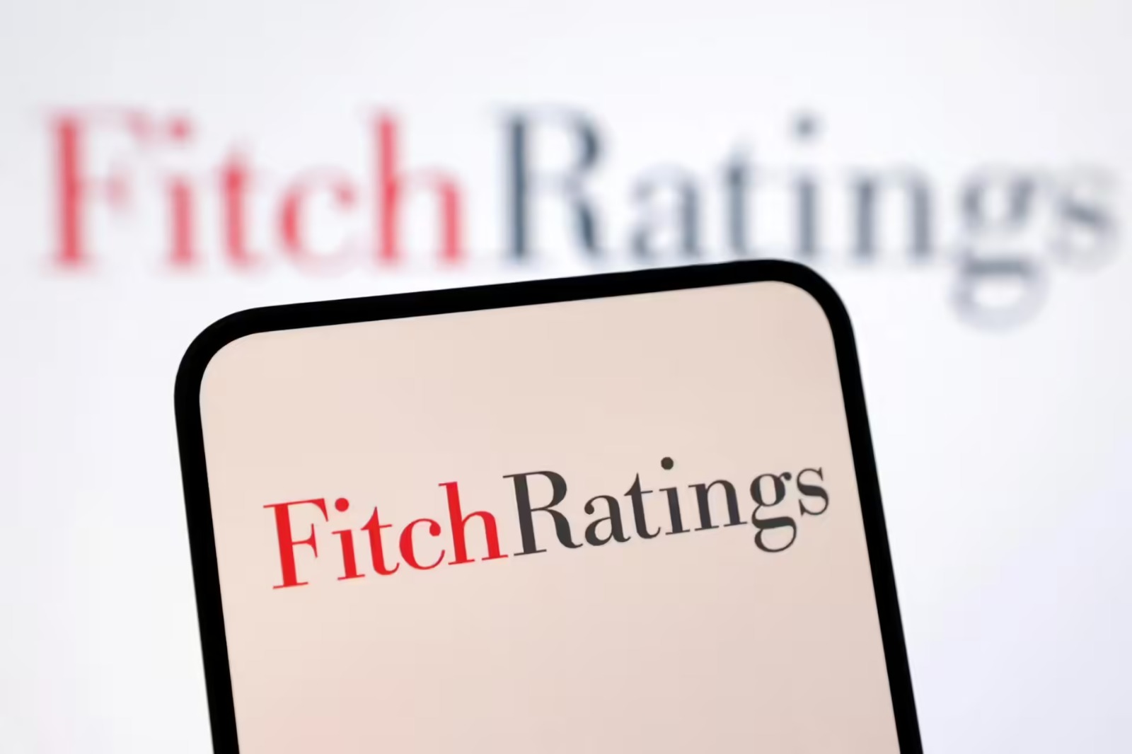 Fitch Keeps Adani Green Notes Steady With Stable Outlook