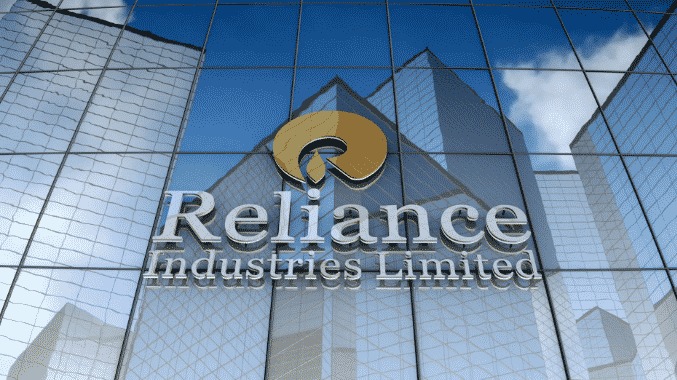 Reliance Industries Reaffirms Crude Strategy Amid Global Sanctions, Vows Full Compliance