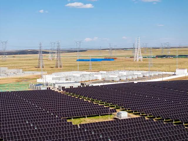 India's Grid Is Under Pressure From Renewables-Who Will Profit From the Fix?