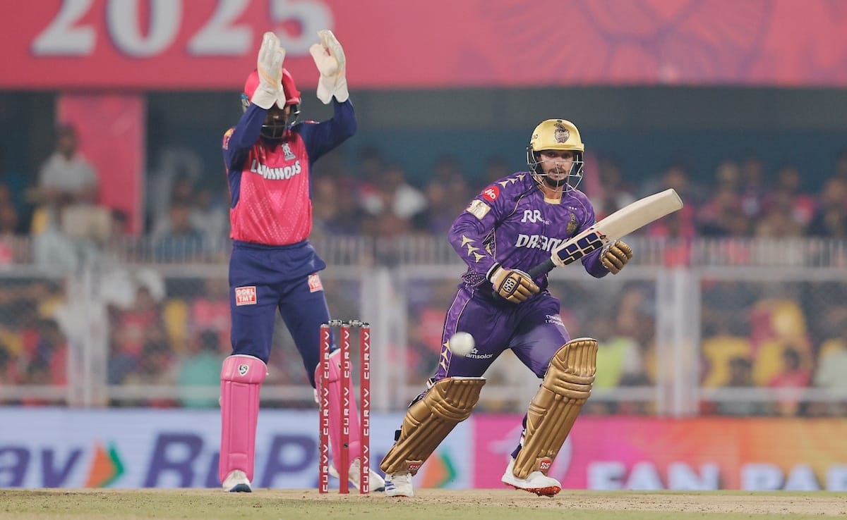 KKR in Pursuit of 152, de Kock Leads the Charge