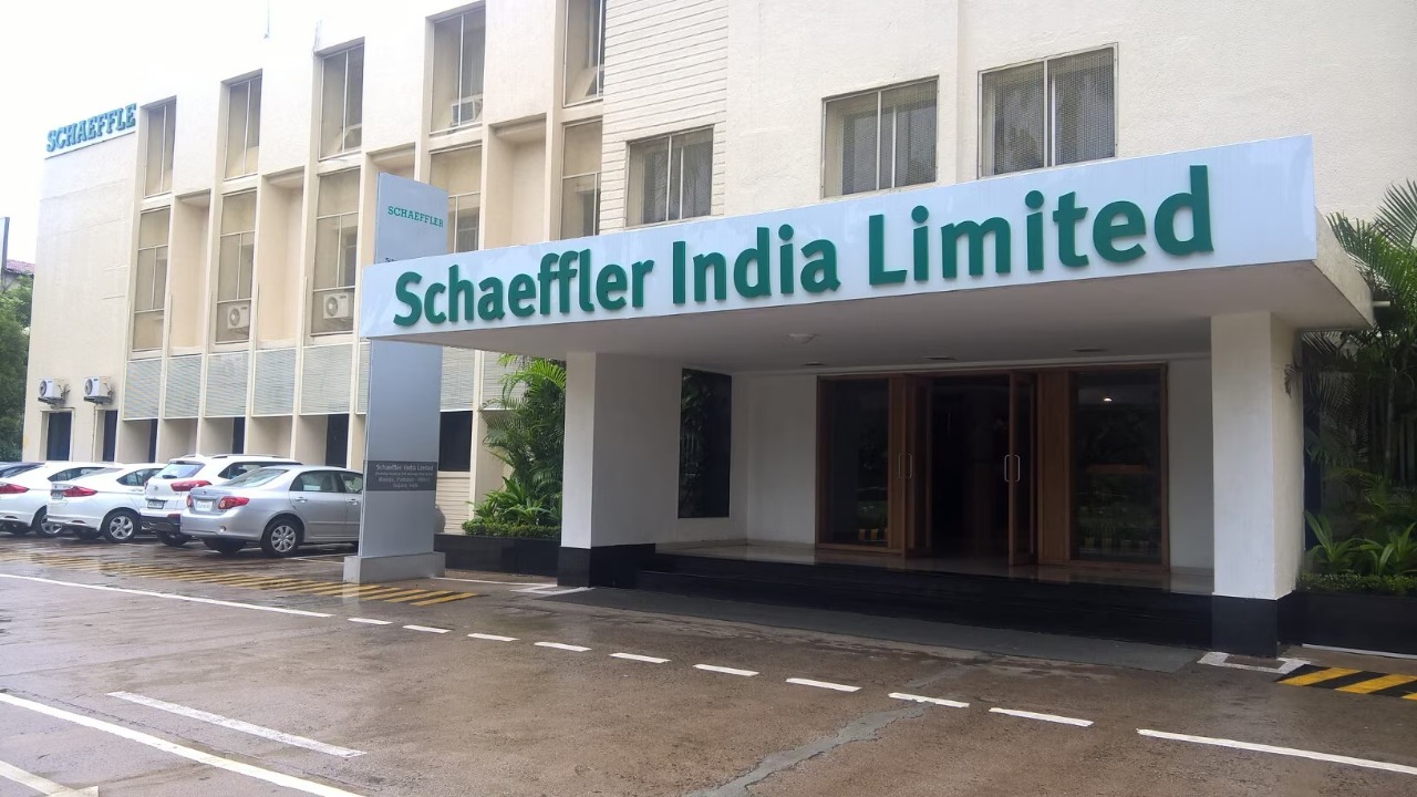 Schaeffler India Powers Up Heavy Industry: Launches Made-in-India Large-Size Bearings for Demanding Applications