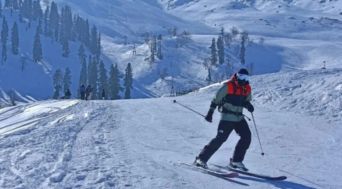 Ski the Sky: Ladakh’s Umba Peak Opens for High-Altitude Summer Thrills