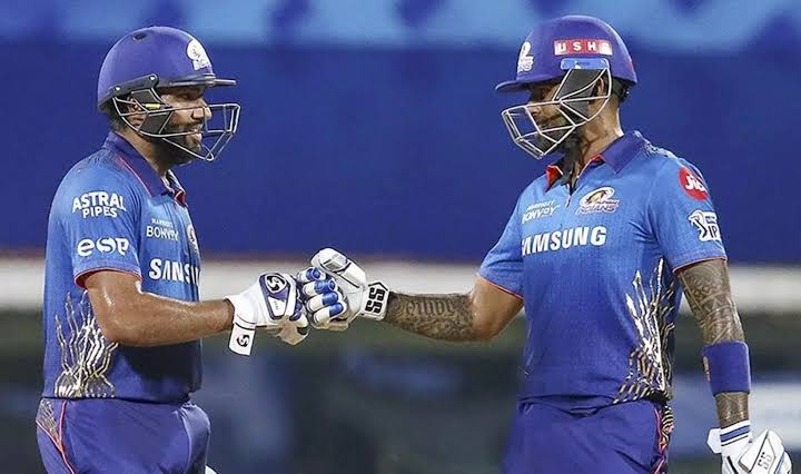Mumbai Indians Dominate Chennai Super Kings with Explosive Batting Display
