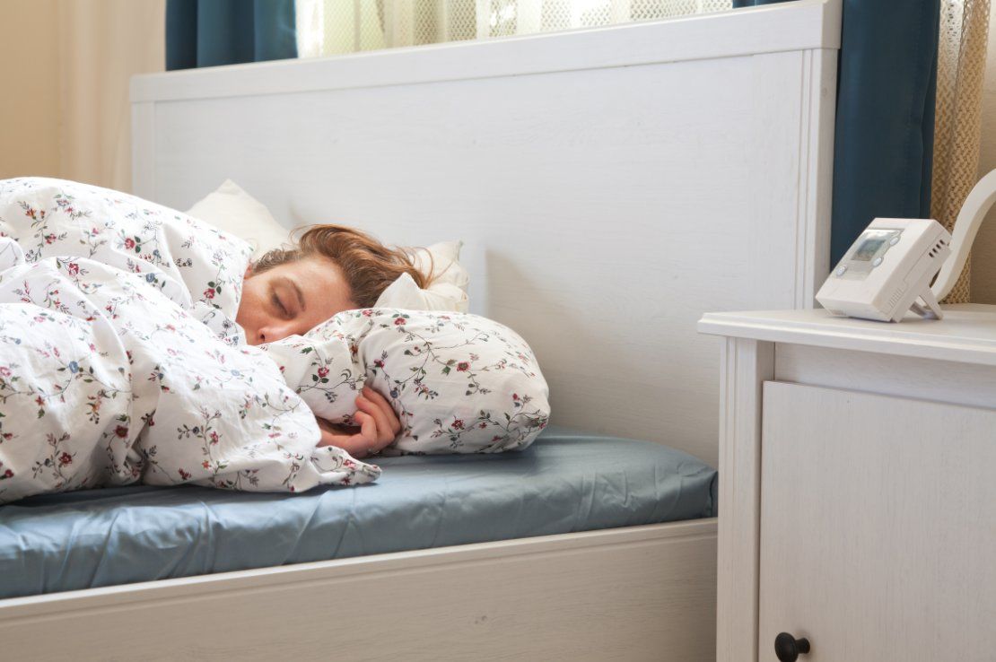 Sleep Smarter in the Heat: Expert‑Backed Strategies to Beat Hot Summer Nights
