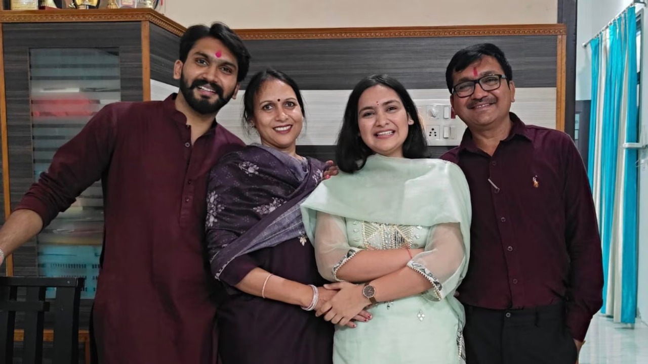 Handwritten Wins: Punjab’s Tanya Rises To 8th Rank In Himachal Judicial Services, Credits Old-School Prep Over AI