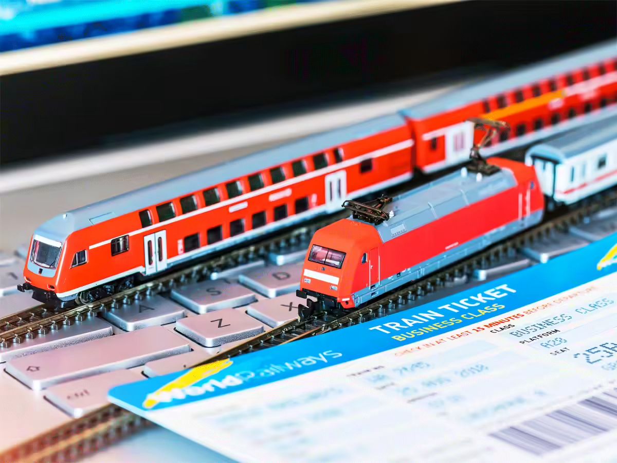 Instant Refunds And Faster Bookings: Indian Railways Unveils Biggest Ticketing Change In Decades