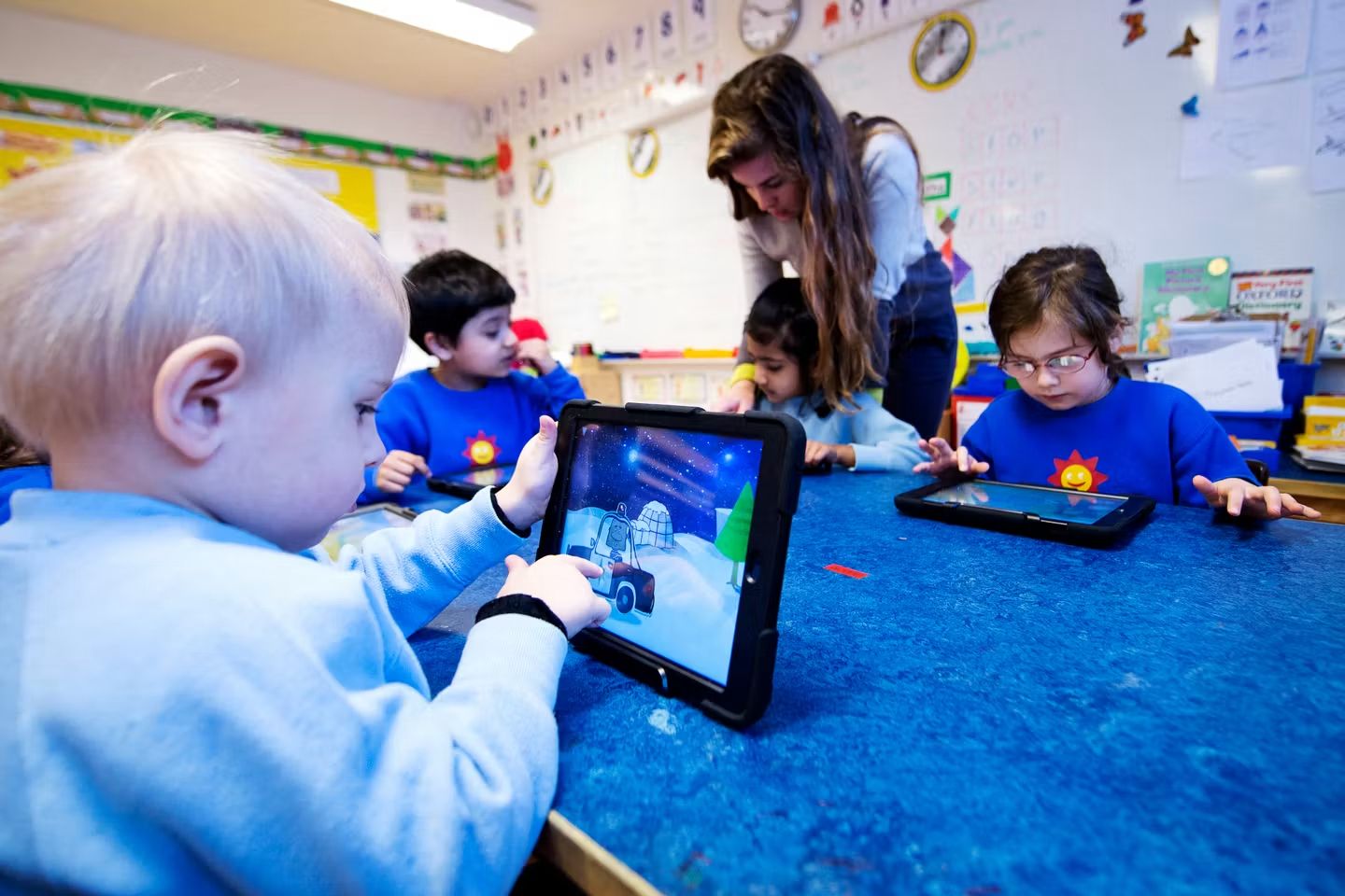 Back to Books: Sweden Invests €100 Million to Reduce Screens in Schools