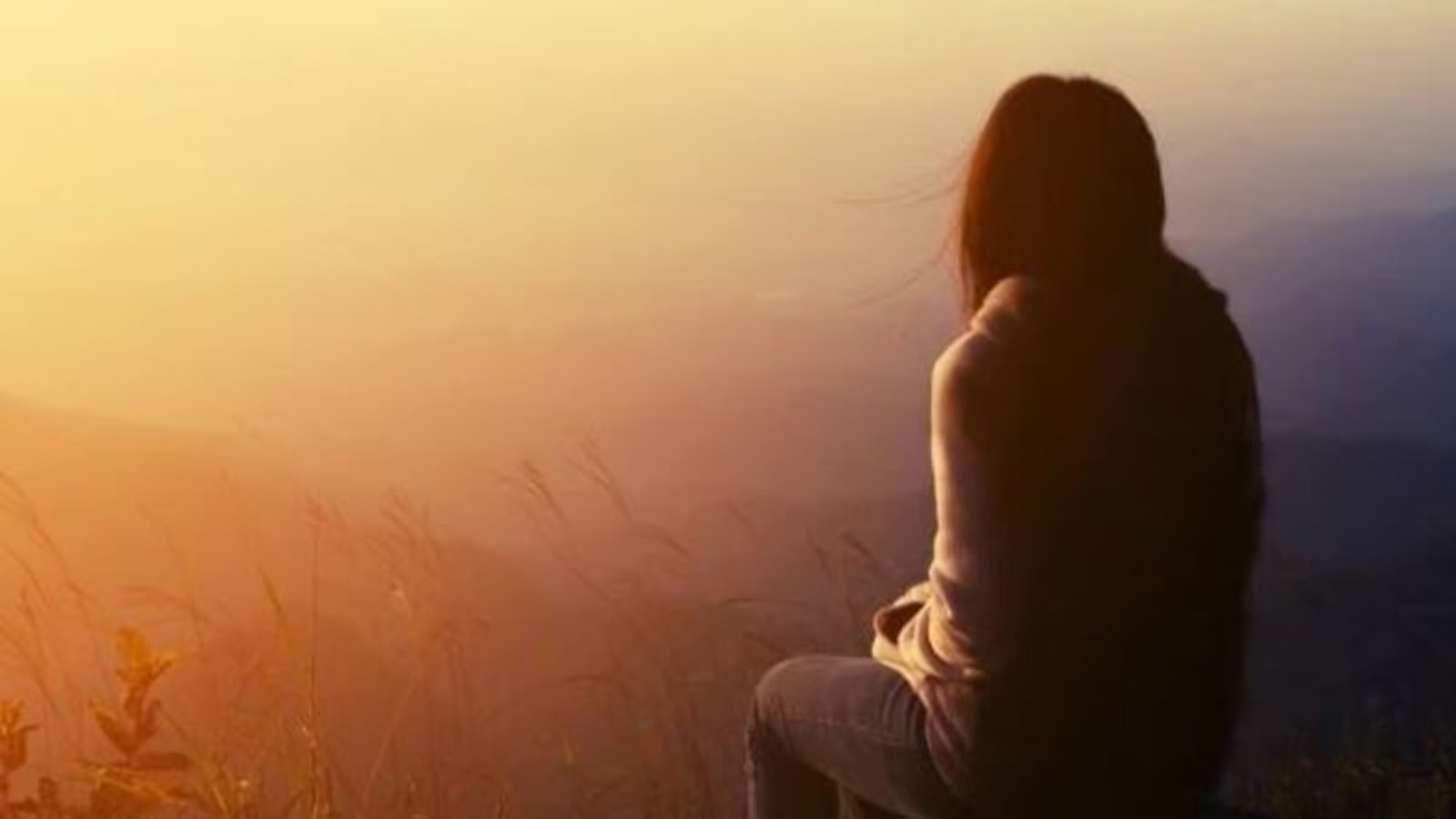 The Mental Edge Of Solitude: 10 Advantages Of Being Energized By Alone Time