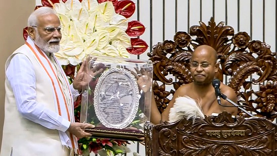 PM Modi Honoured as ‘Dharma Chakravarti’ at Jain Saint’s Centenary Celebration