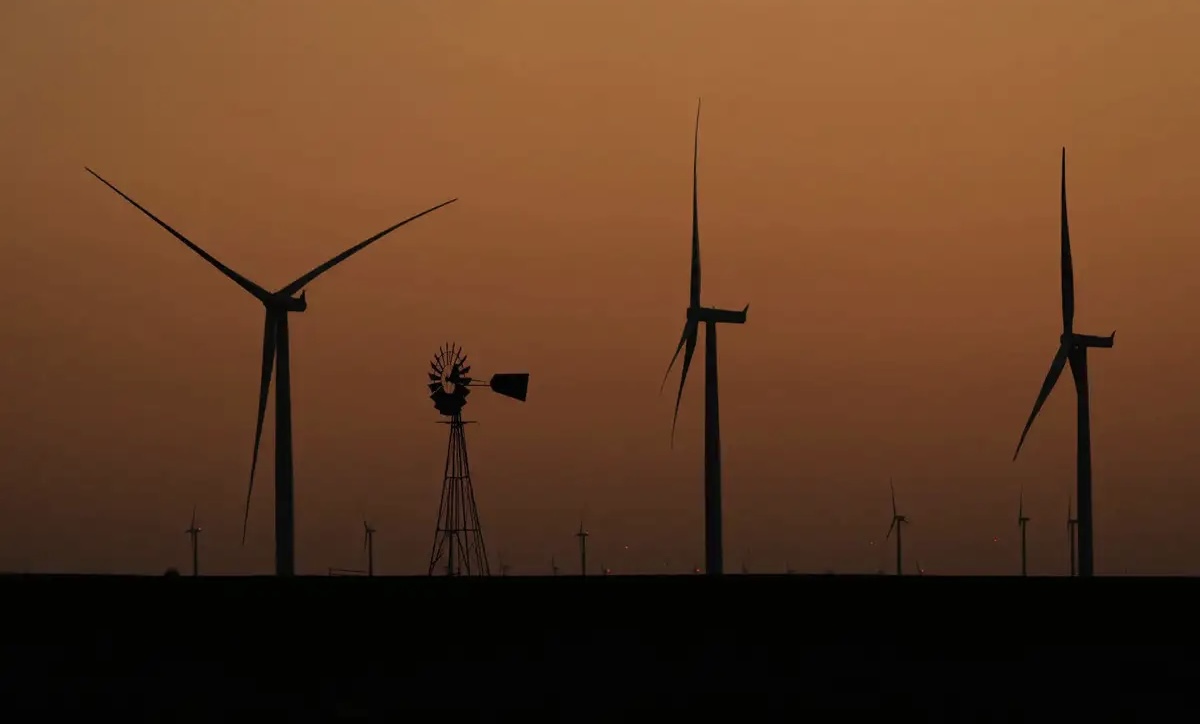 JSW Energy Raises 2030 Capacity Target to 30 GW, Focuses on B2B Growth
