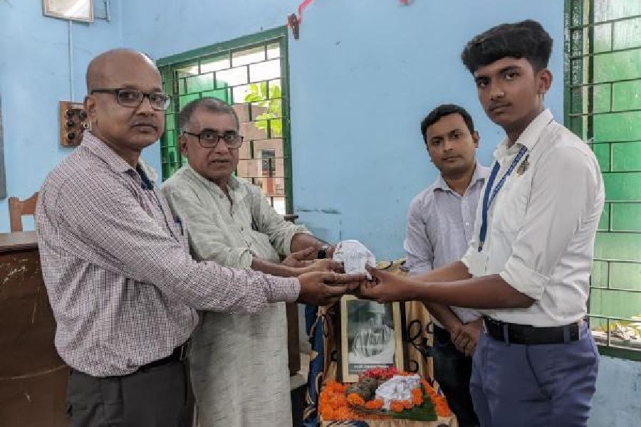 Sowing Verses, Growing Revolt: Celebrating Kazi Nazrul Islam’s 126th Birth Anniversary — The Poet Who Planted Seeds of Rebellion and Bloomed Green Legacy