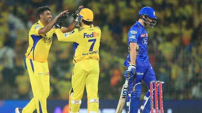 Mumbai Indians Struggle at 95/5 Against Lethal Bowling Attack