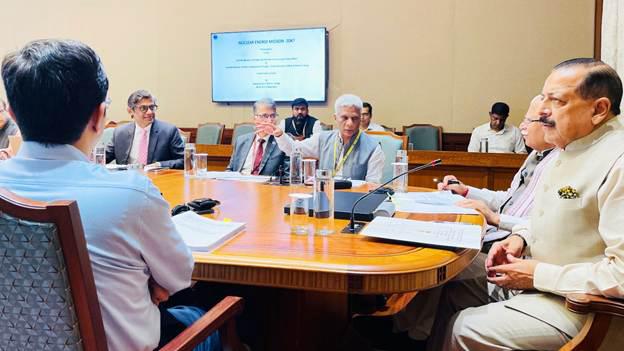 Powering the Future: Khattar & Singh Spark Talks on 100 GW Nuclear Mission
