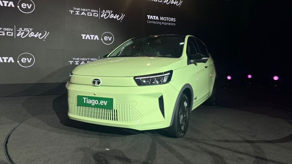 Smart Hatch, Greener Heart: Tata Rolls Out Next‑Gen Tiago And Tiago EV