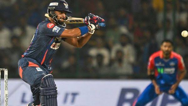 Thrilling Finish on the Cards as DC Chase 210 Against LSG