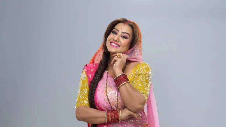 How Is Shilpa Shinde Connecting Positivity With Gudi Padwa Festivities?