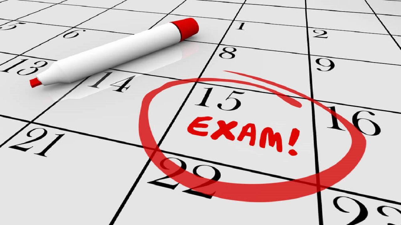 CBSE’s Winter Plan: Class 10, 12 Practical Exams to Start from November 6 to Beat Winter Break Delays
