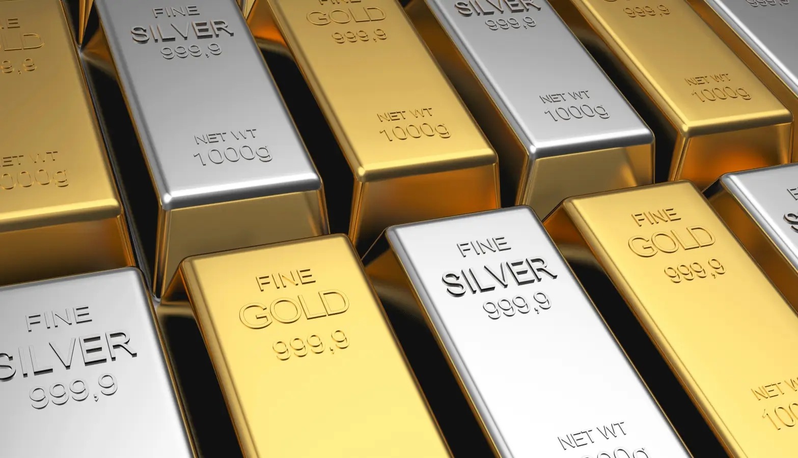 Gold Prices Crash As Silver Holds Steady Across Cities