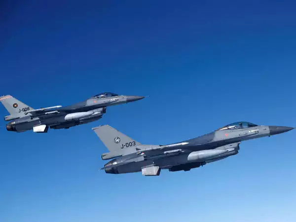 Boeing Soars as Trump Awards $20 Billion Next-Gen Fighter Jet Contract