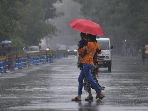 Raincoats in the North, Relief Needed Down South: Navigating Today’s Extreme Weather Split
