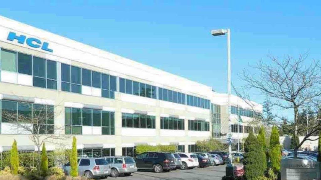 HCLTech Rolls Out Minimal 1-4% Salary Hikes Amid Industry Challenges