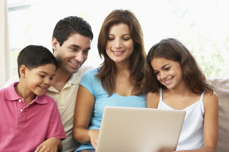 Digital Tug-of-War: Parents and Teens Navigate the Cyber Frontier