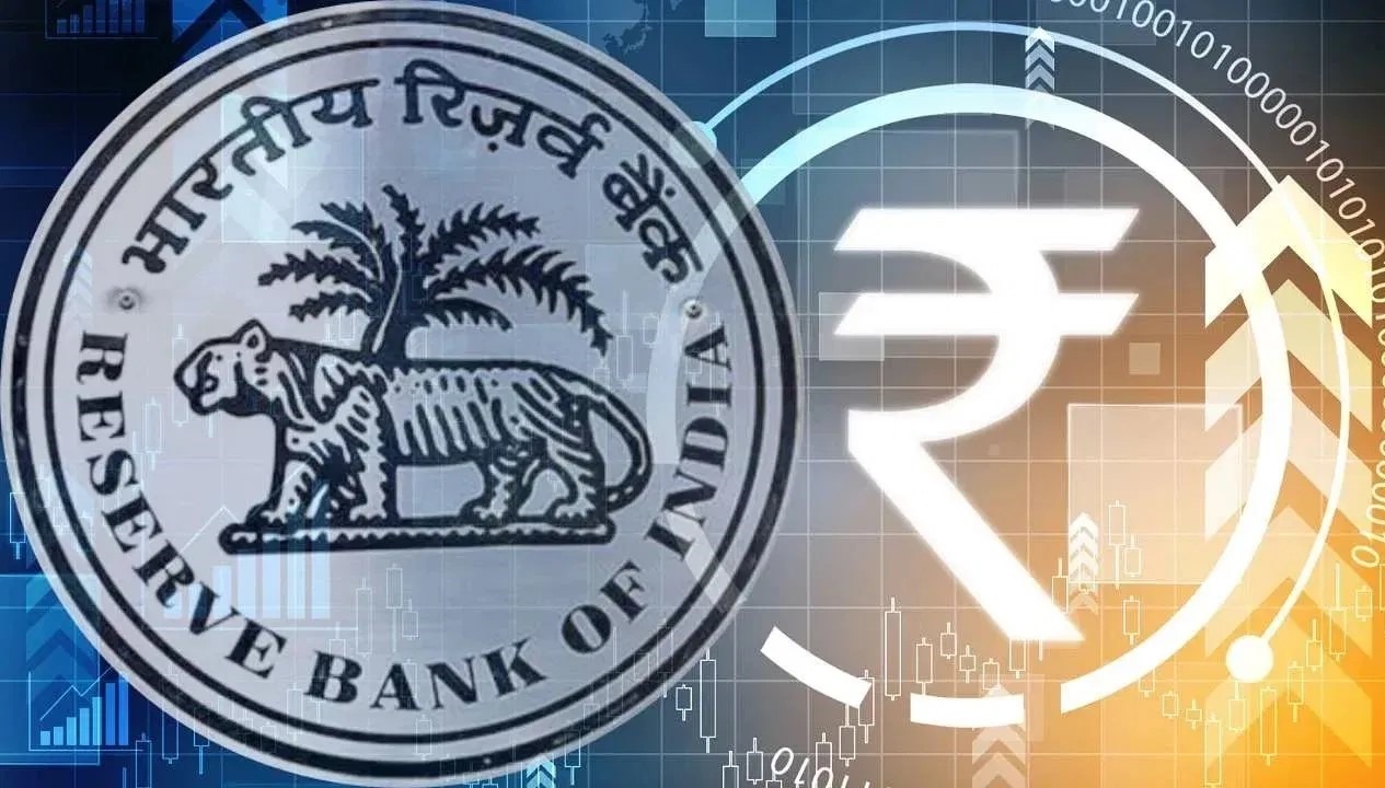 Rupee Rebounds as RBI Injects Liquidity: August 1 Sees ₹102.99 Billion Refinance Surge