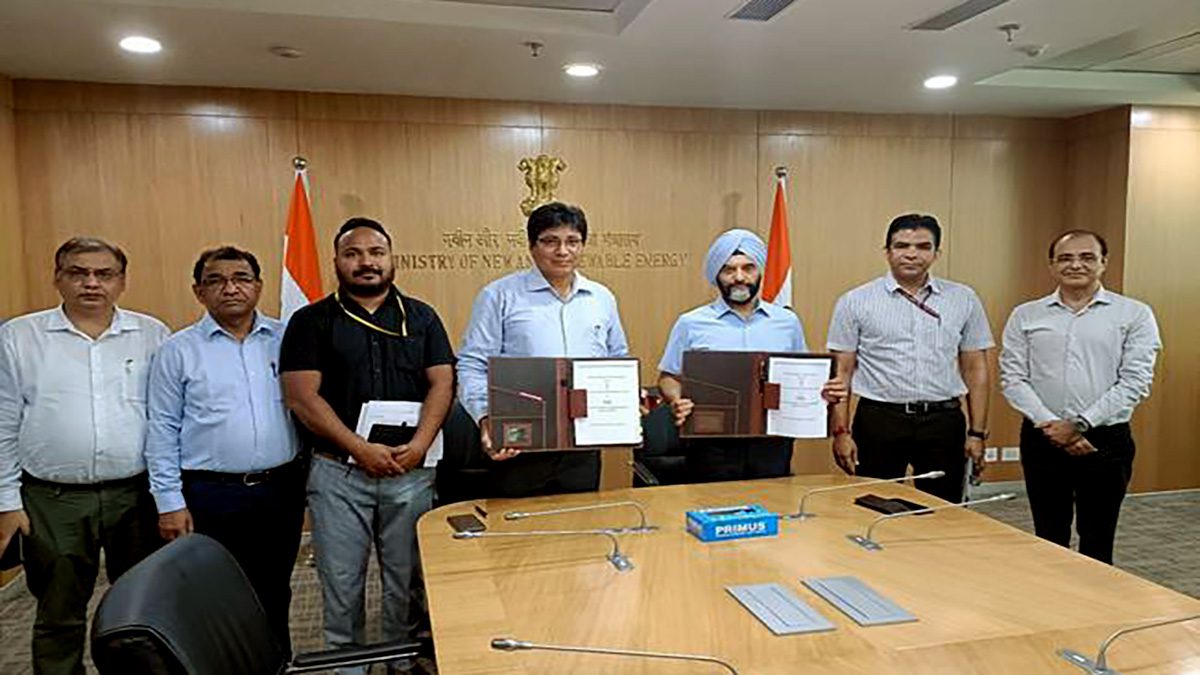 IREDA’s Billion-Rupee Boost: MNRE MoU Sparks ₹82K Cr Clean Energy Drive