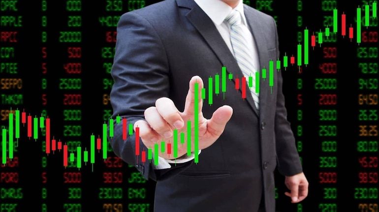 Market Snapshot: Nifty and Sensex Climb as Banks and Large Caps Lead the Charge