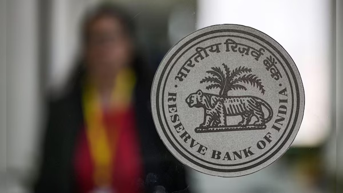 Banks’ Rs 25,000 Crore Insurance Gravy Train Faces RBI Reality Check
