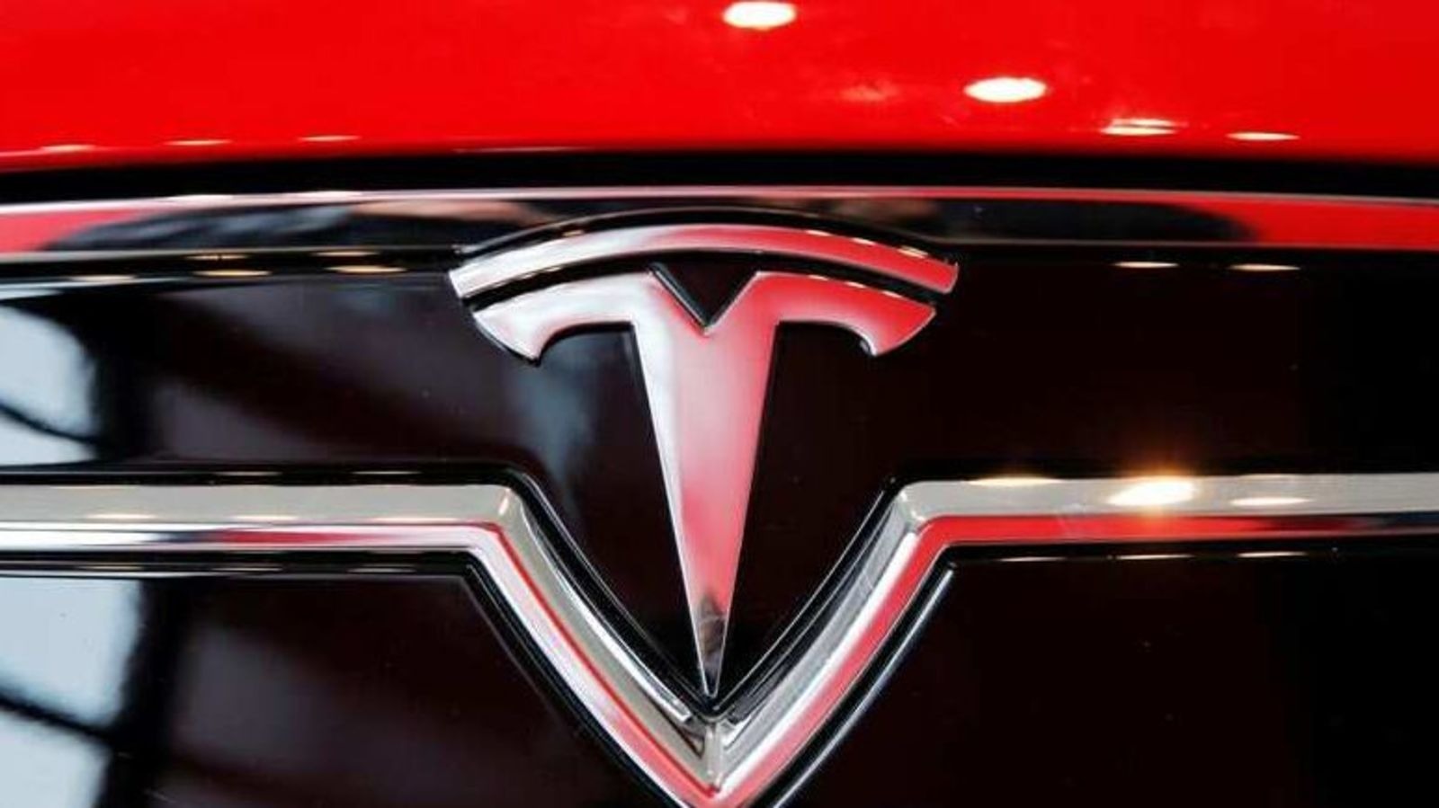 Tesla To Begin Model Y Deliveries This Quarter