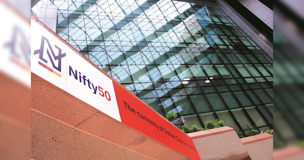 Nifty 50 Extends Losses, Down 0.5% In Afternoon Trade