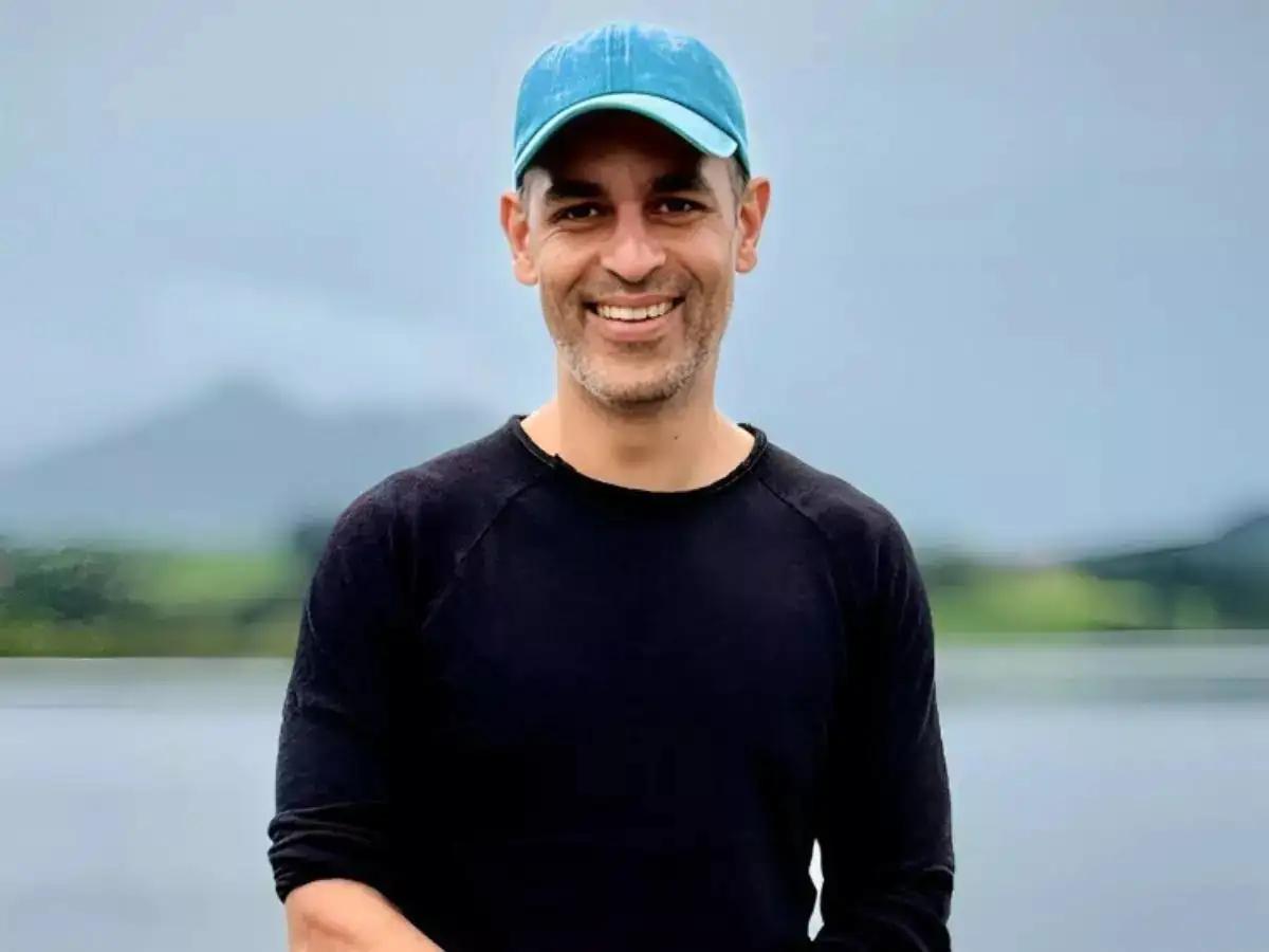 Rewrite Your Work Story: Ankur Warikoo’s Standout Advice for the Overworked and Undervalued