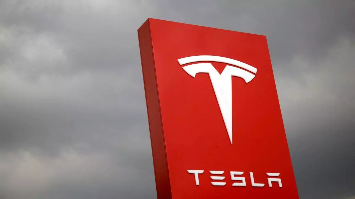 Tesla Powers Into India: First Pit Stop – Mumbai’s BKC, Next Destination – Delhi