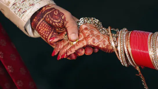 Delhi Wedding Drama: Groom's Dance to 'Choli Ke Peeche Kya Hai' Sparks Outrage, Ceremony Canceled