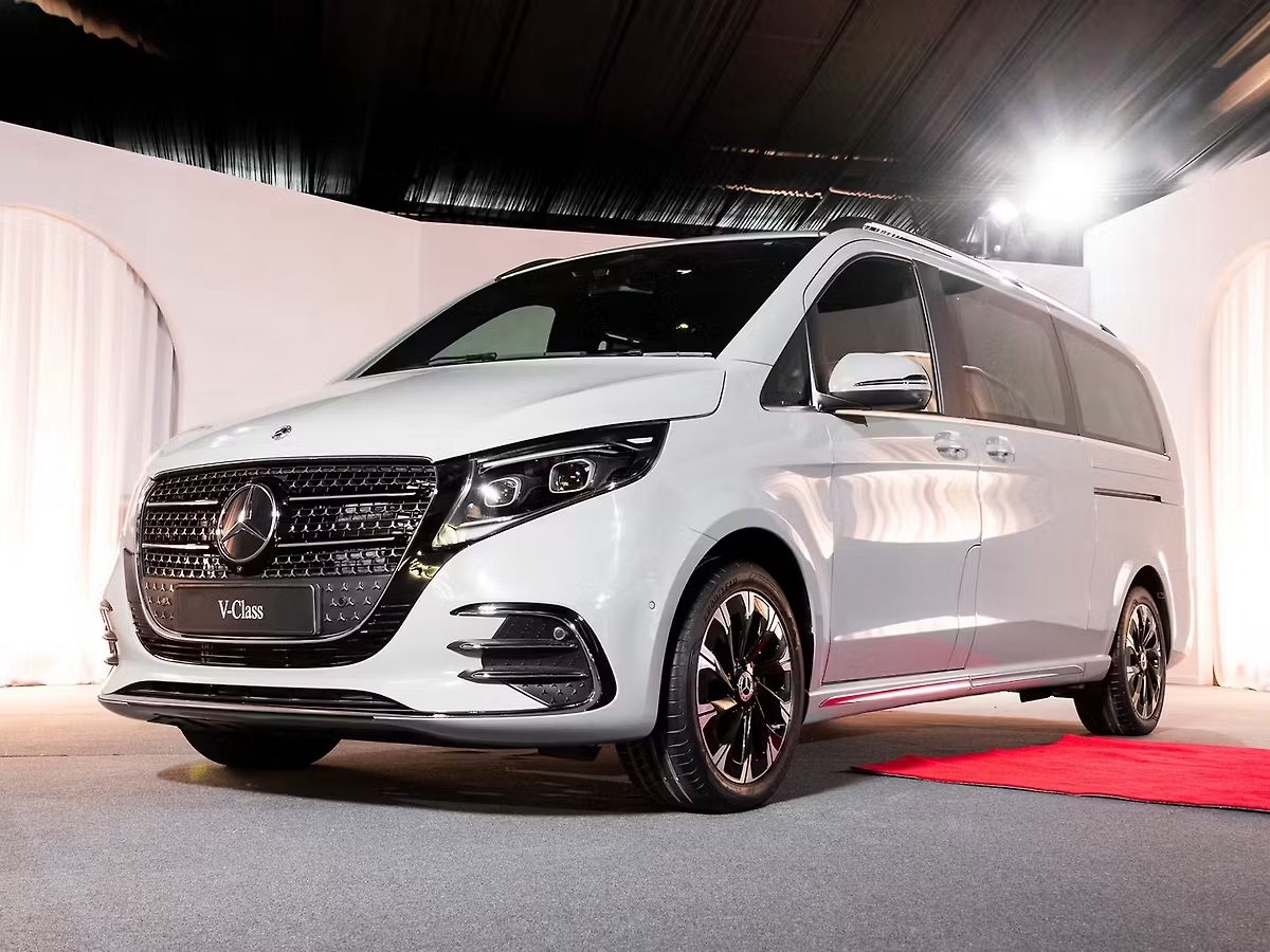Mercedes-Benz Relaunches V-Class in India at ₹1.4 Crore to Rival Toyota Vellfire & Lexus LM