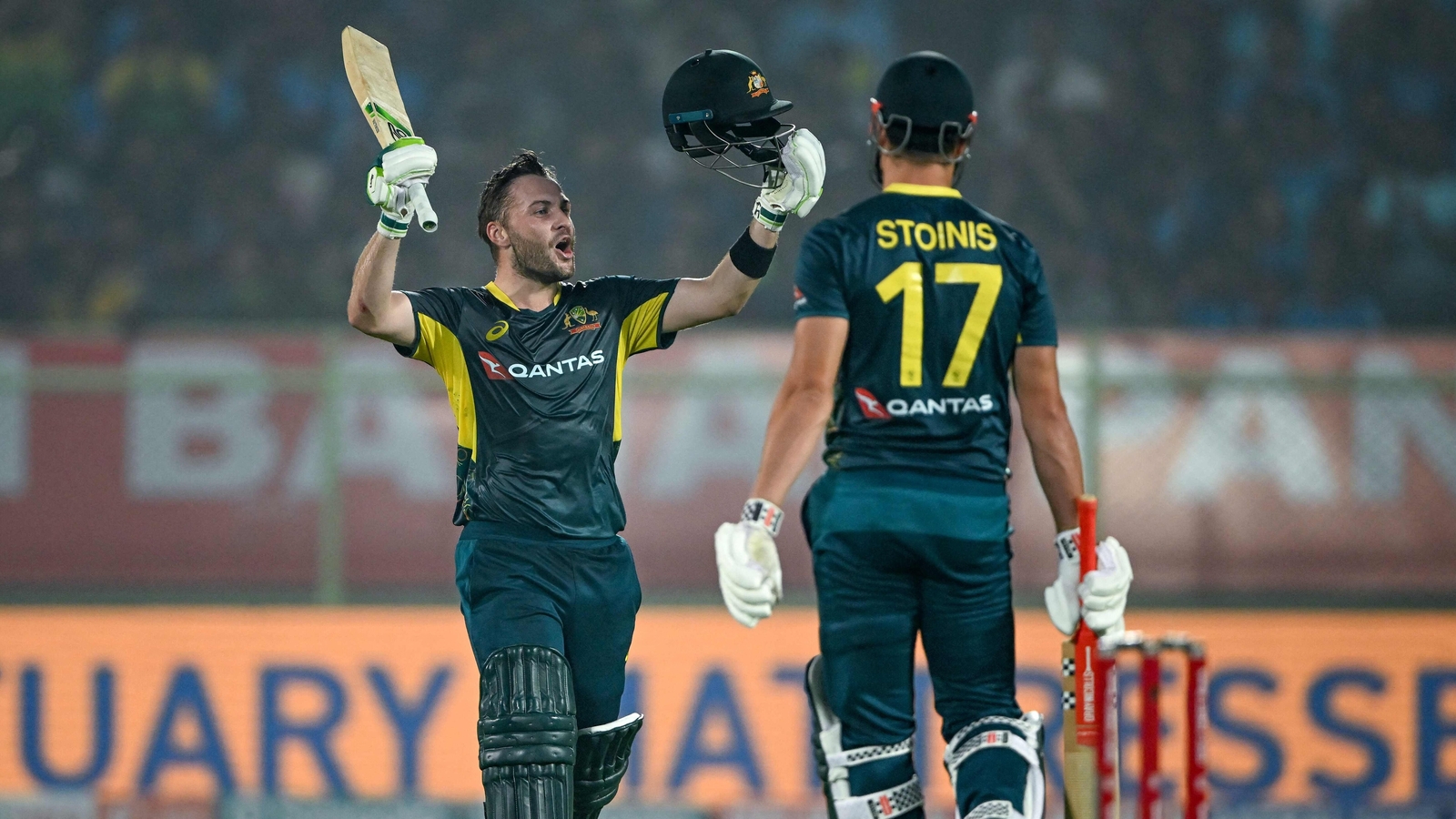 Josh Inglis Smashes Maiden ODI Century as Australia Chases England’s 351