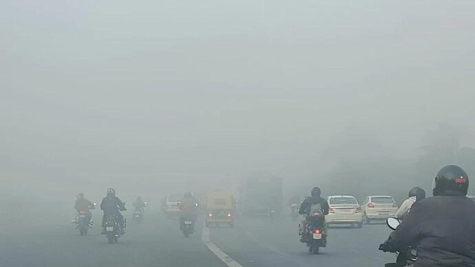 Dense Fog to Cover North West UP Till Tomorrow