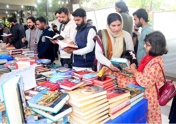 Book Bonanza: Punjab University (Lahore) Fair Sells 35,000 Volumes in Just One Day
