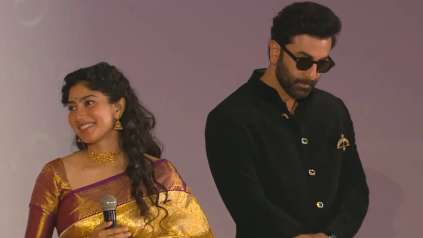 Ranbir’s Bow-Inspired Brooch Steals Spotlight at Ramayana Launch