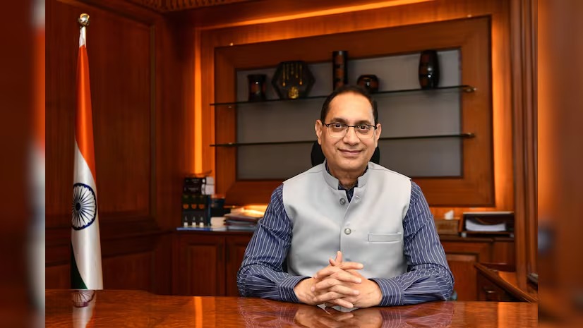 SEBI’s Open Door: Pandey Invites Industry to Rewrite Market Rulebook