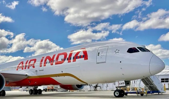 Air India’s Bengaluru–Delhi Flight Declares Emergency At IGI After Engine Fire Warning
