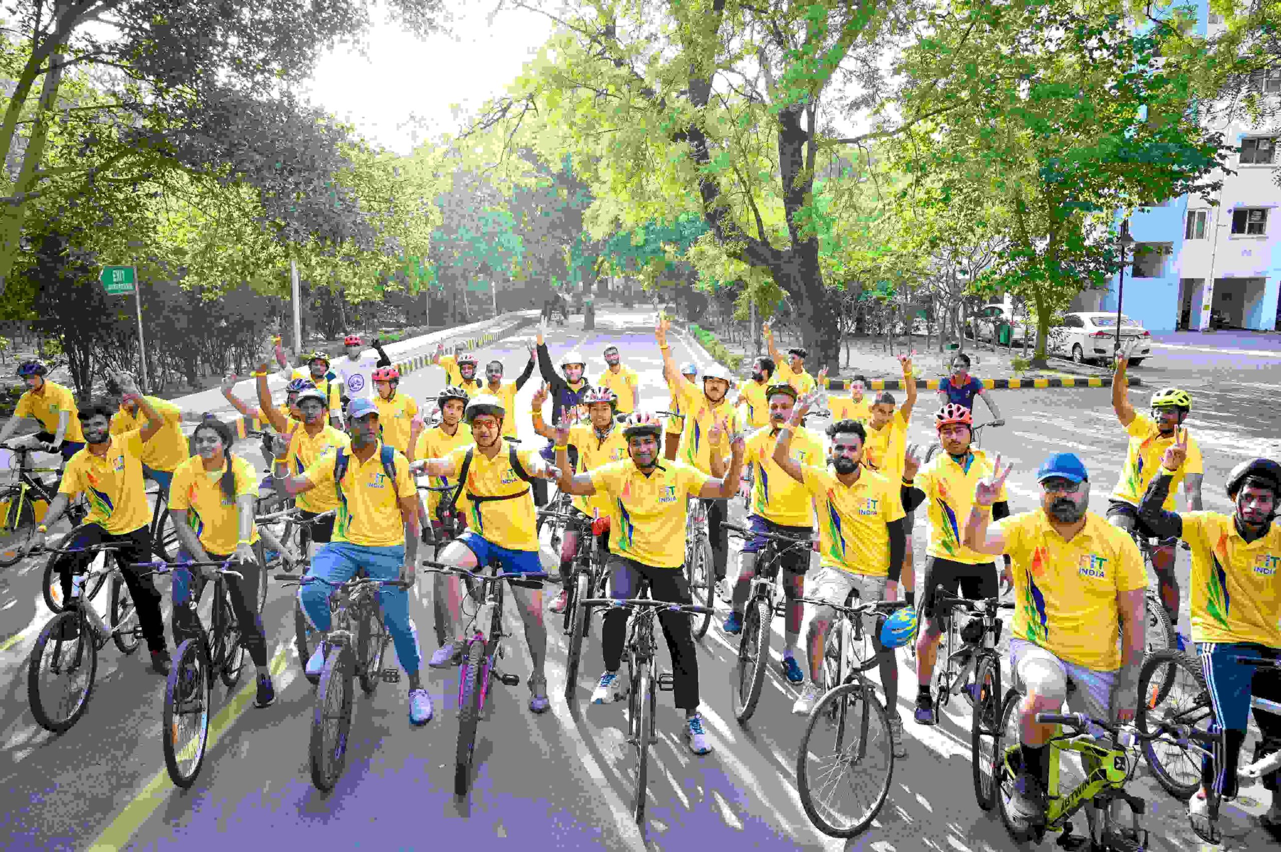 Fit India Sundays on Cycle Marks 25th Edition with Special Tiranga Rally