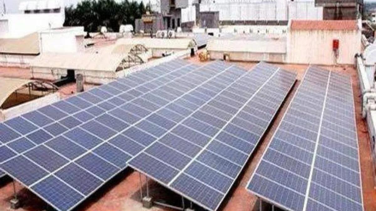 Powering Change: Delhi BJP Calls Solar Panels on Govt Buildings a Bright Step Forward