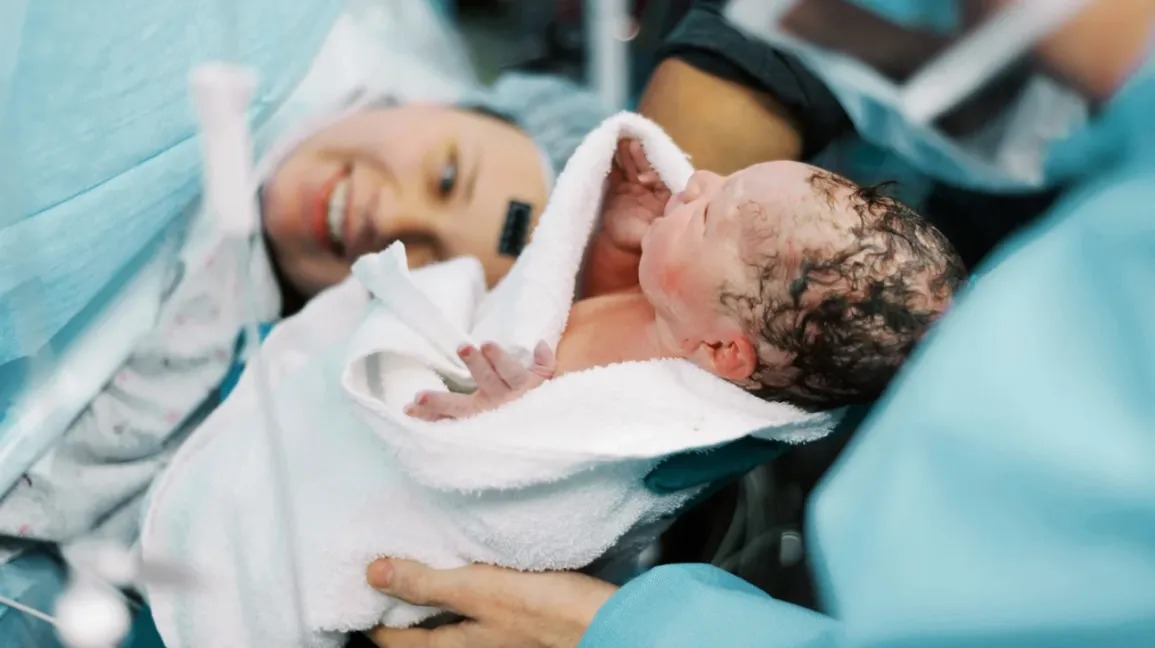 C-Section Secrets: What Doctors Won’t Tell You About Elective vs. Emergency Deliveries