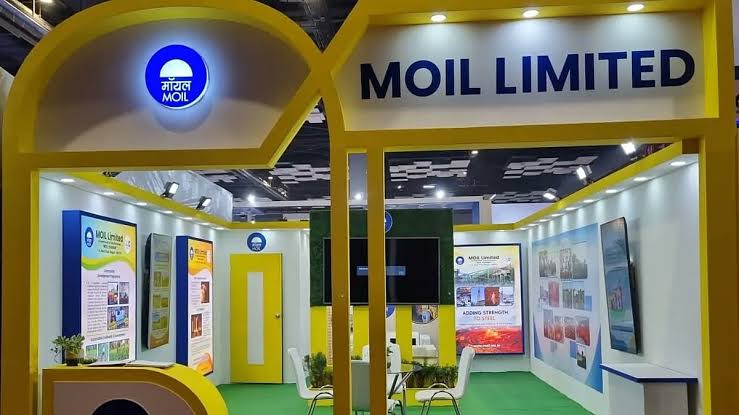 MOIL’s March Magic: Soaring Profits and a Juicy Dividend Boost Investor Spirits