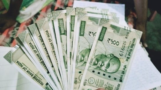 Rs 500 Notes Remain Legal Tender: PIB Debunks Viral ATM Rumor