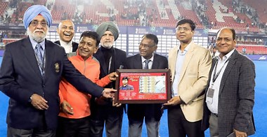 Hockey India Honors 1975 World Cup Winners with Major Dhyan Chand Lifetime Achievement Award
