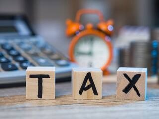 Tax Taper: India’s Direct Collections Slip 1.3% Amid Refund Surge and Salary Relief