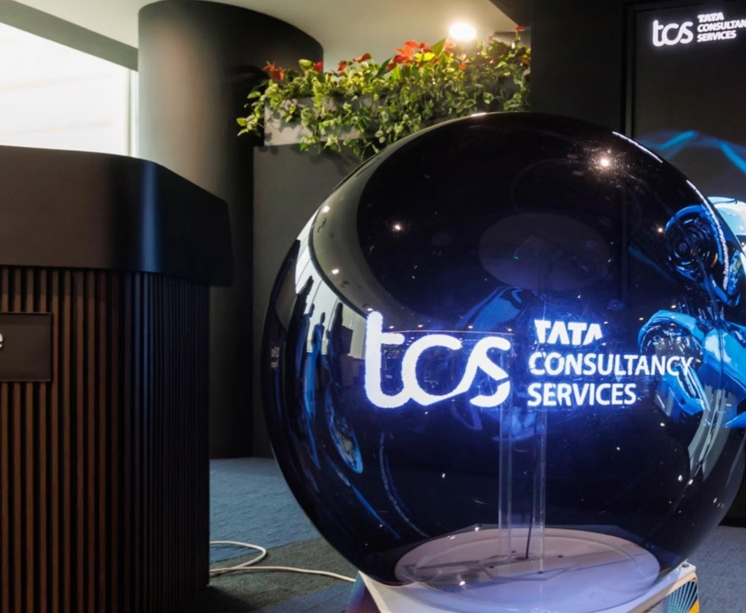 TCS Transfers AI Productivity Gains to Clients Amid Q1 Expansion